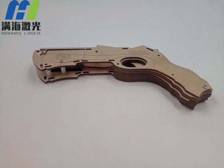 木质电子玩具枪外壳激光切割